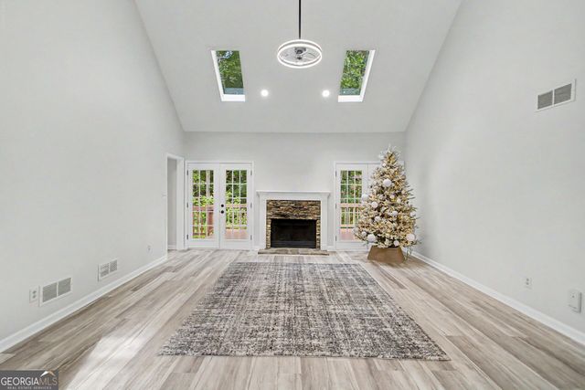 311 Clubhouse Court NW, Kennesaw, GA 30144