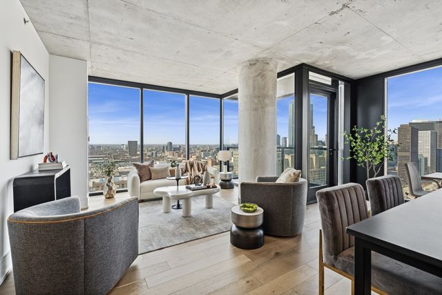 234 W Polk Street 2802, Chicago, IL 60607