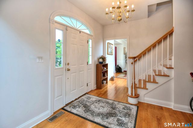 765 Cutspring Road, Stratford, CT 06614