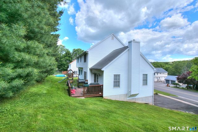 765 Cutspring Road, Stratford, CT 06614