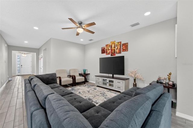 12507 CANDLEBERRY CIRCLE, Tampa, FL 33635