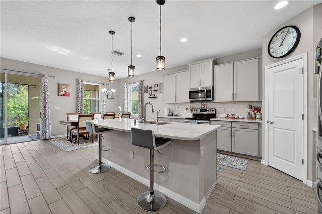 12507 CANDLEBERRY CIRCLE, Tampa, FL 33635