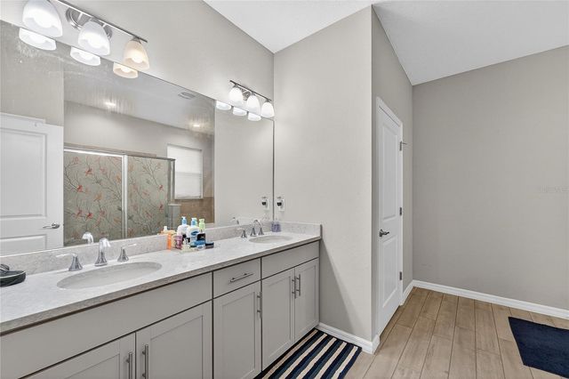 12507 CANDLEBERRY CIRCLE, Tampa, FL 33635