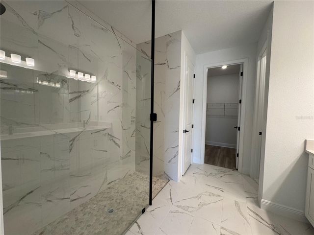 8007 SEAFLOWER PARKWAY, Bradenton, FL 34210