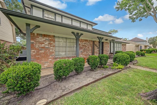 16326 Heatherdale Drive, Houston, TX 77059