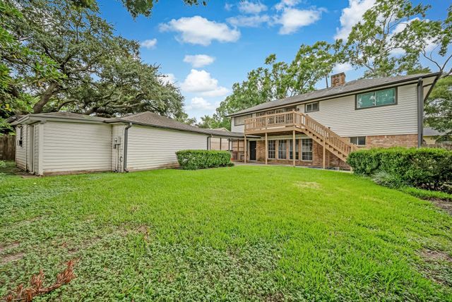 16326 Heatherdale Drive, Houston, TX 77059