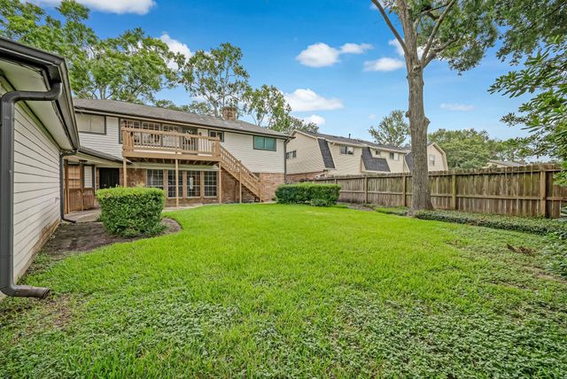 16326 Heatherdale Drive, Houston, TX 77059