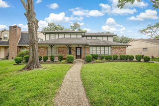 16326 Heatherdale Drive, Houston, TX 77059