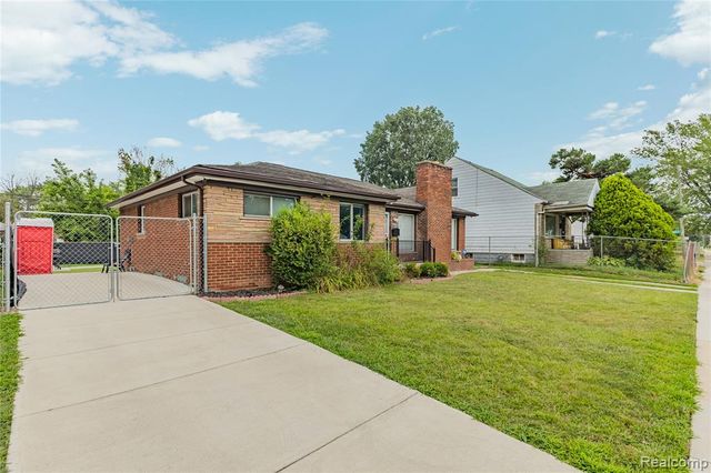 18516 Fleming Street, Detroit, MI 48234