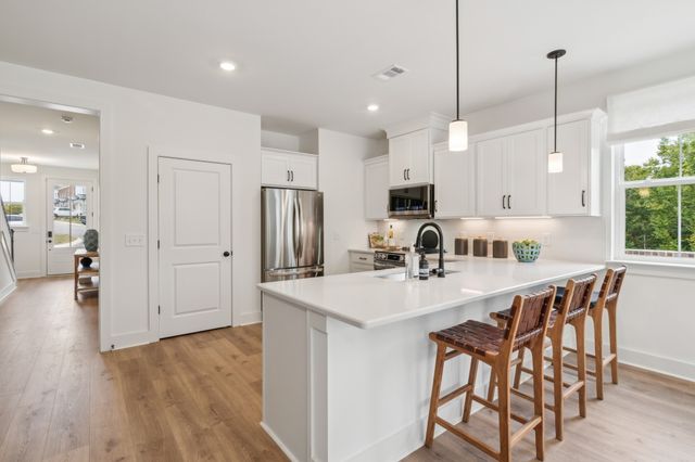 118 Valentine Aly, Nashville, TN 37218