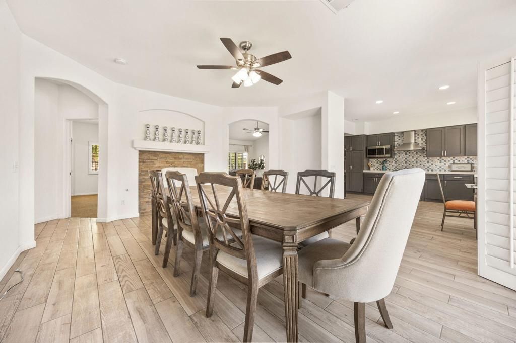 Image 7 of property listing at 48701 Gibraltar Street, Indio, CA 92201