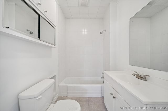 411 N Roosevelt Avenue, Sand Springs, OK 74063