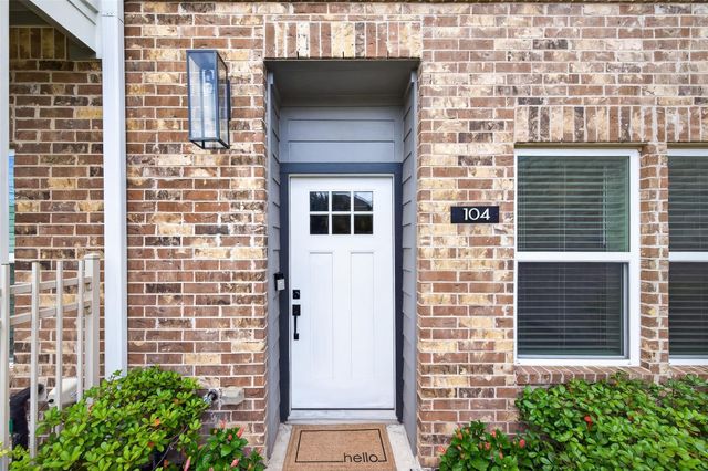 5262 Ella Boulevard 104, Houston, TX 77018