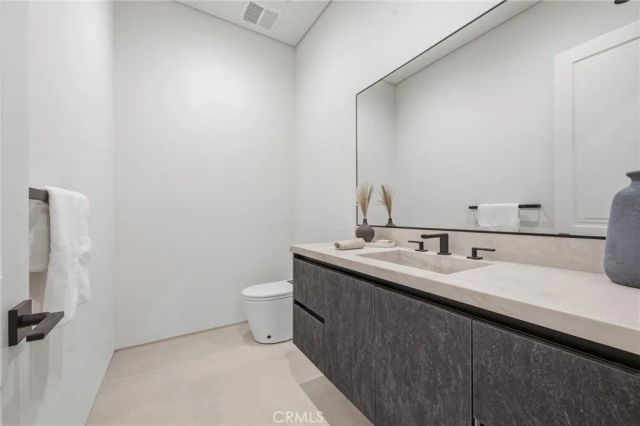 19141 Erwin, Tarzana, CA 91335