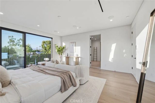 19141 Erwin, Tarzana, CA 91335