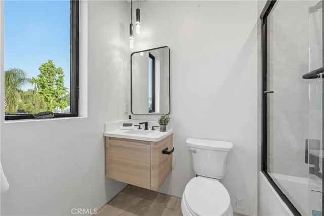 19141 Erwin, Tarzana, CA 91335