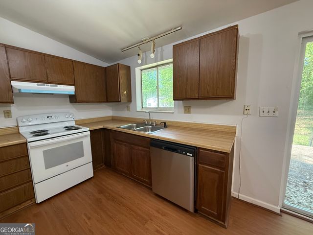 20 Hill Road, Lagrange, GA 30240