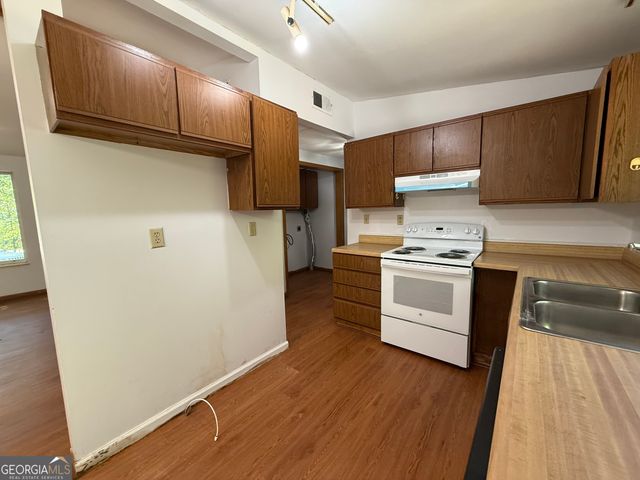 20 Hill Road, Lagrange, GA 30240