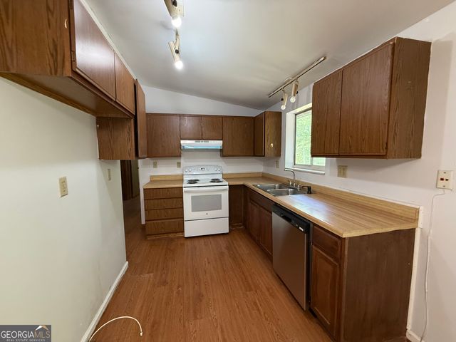 20 Hill Road, Lagrange, GA 30240