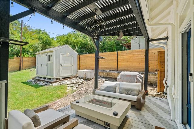 1120 W 7th ST, Austin, TX 78703