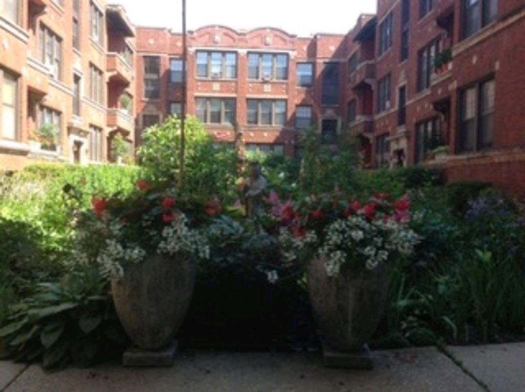 1130 W PRATT Boulevard 3N, Chicago, IL 60626