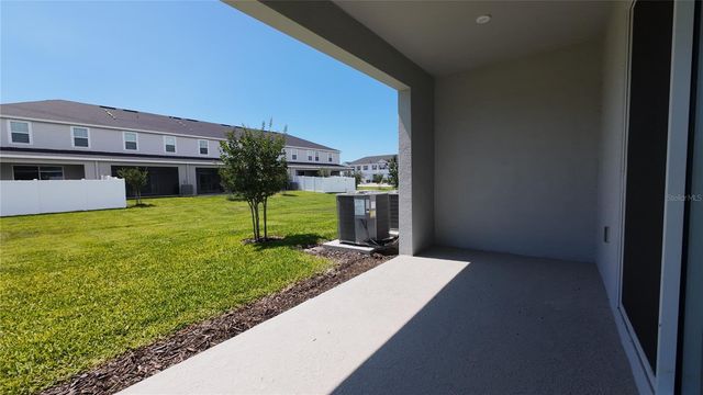 12335 AMBER CREEK CIRCLE, Lakewood Ranch, FL 34211