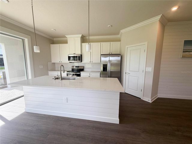 12335 AMBER CREEK CIRCLE, Lakewood Ranch, FL 34211