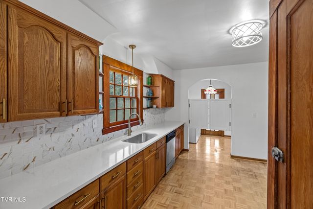 5417 Jacksboro Pike, Knoxville, TN 37918