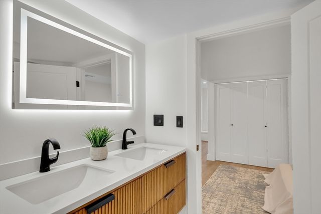 19 Keith St 2, Watertown, MA 02472