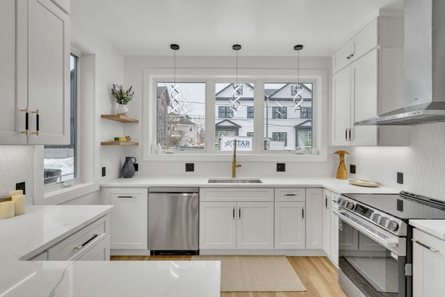 19 Keith St 2, Watertown, MA 02472