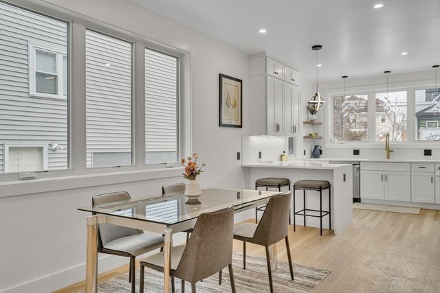 19 Keith St 2, Watertown, MA 02472