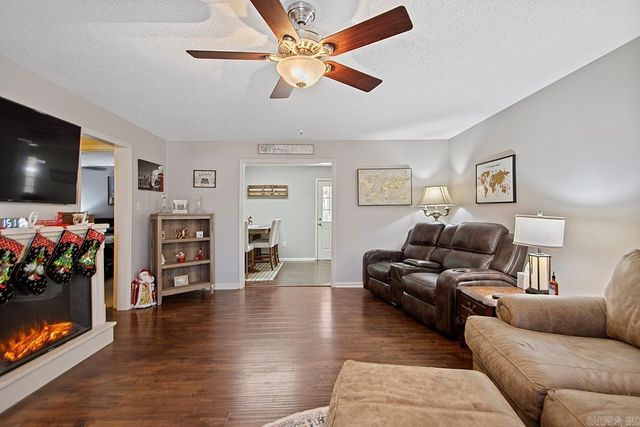 7603 Club Lane, Sherwood, AR 72120