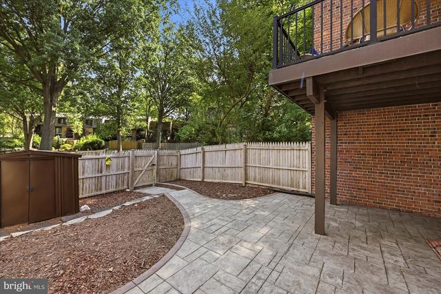 4961 ORISKANY DR, Annandale, VA 22003