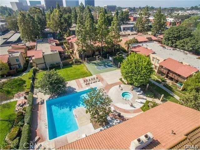 1010 W Macarthur Boulevard 118, Santa Ana, CA 92707