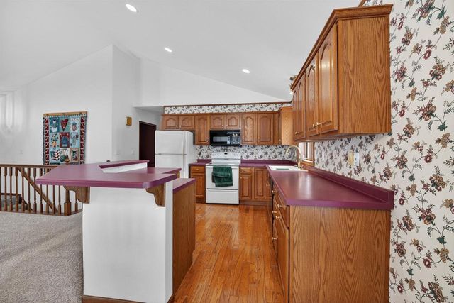 885 DRIFTWOOD DRIVE, Brillion, WI 54110