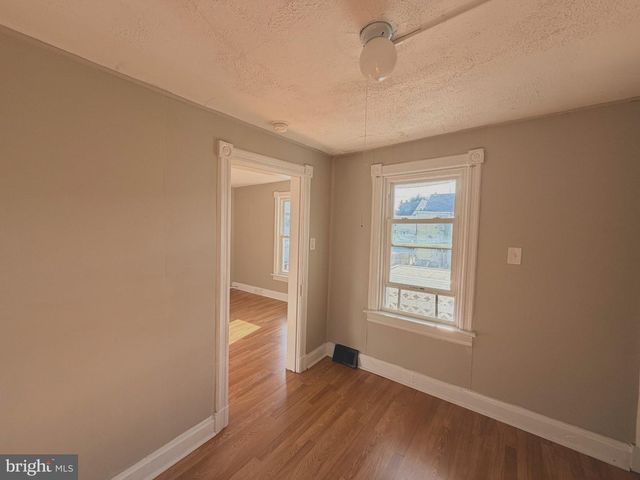 133 E LEE ST, Hagerstown, MD 21740