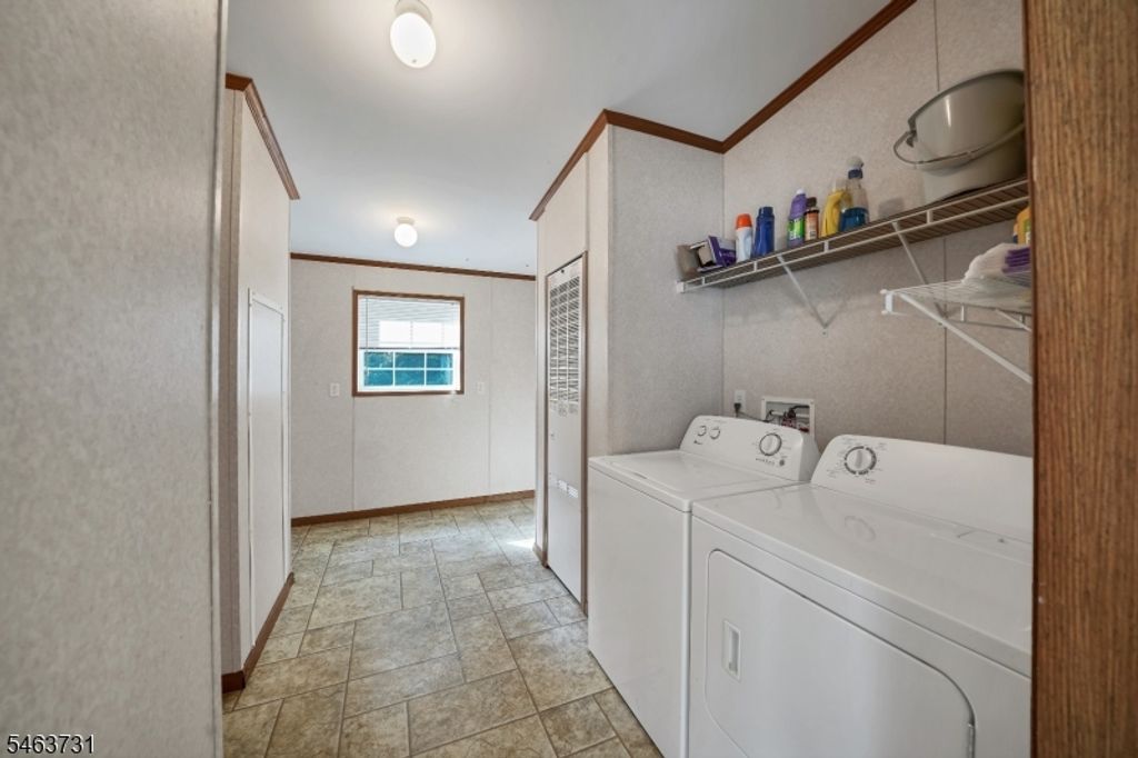 37 Sherwood Park, Washington Twp., NJ 07853 — photo 5