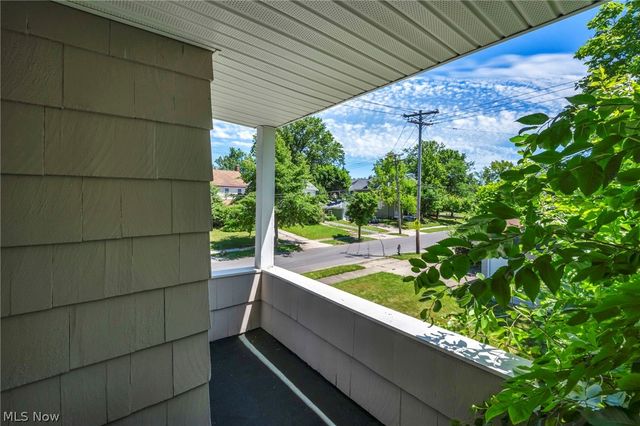 3326 Yorkshire, Cleveland Heights, OH 44118