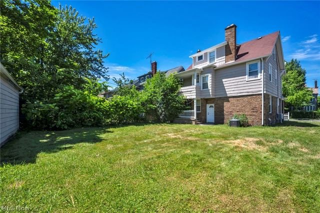 3326 Yorkshire, Cleveland Heights, OH 44118