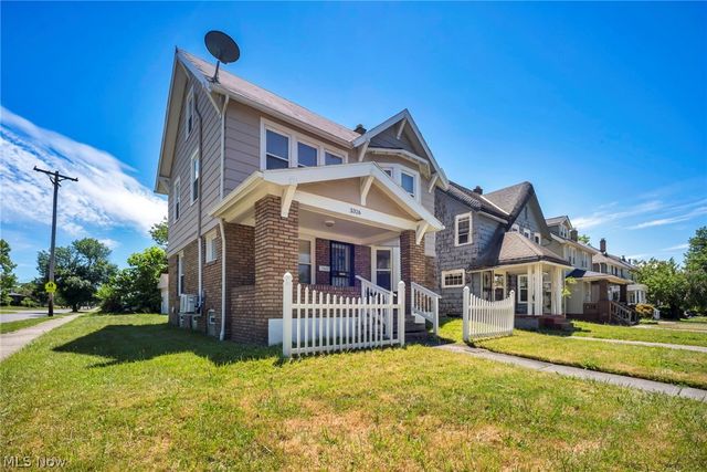 3326 Yorkshire, Cleveland Heights, OH 44118