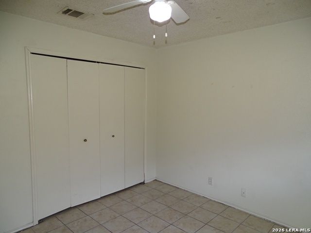 5215 MEADOW RISE ST, San Antonio, TX 78250