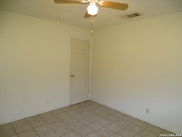 5215 MEADOW RISE ST, San Antonio, TX 78250