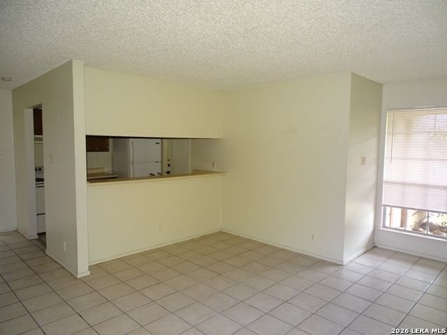 5215 MEADOW RISE ST, San Antonio, TX 78250