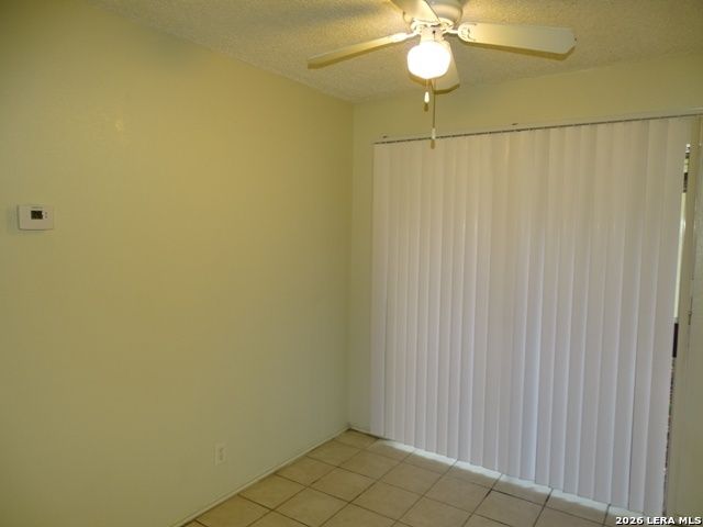 5215 MEADOW RISE ST, San Antonio, TX 78250