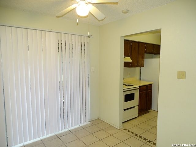 5215 MEADOW RISE ST, San Antonio, TX 78250