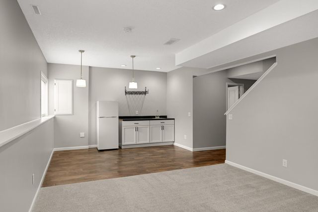 11779 Harvest Path, Woodbury, MN 55129