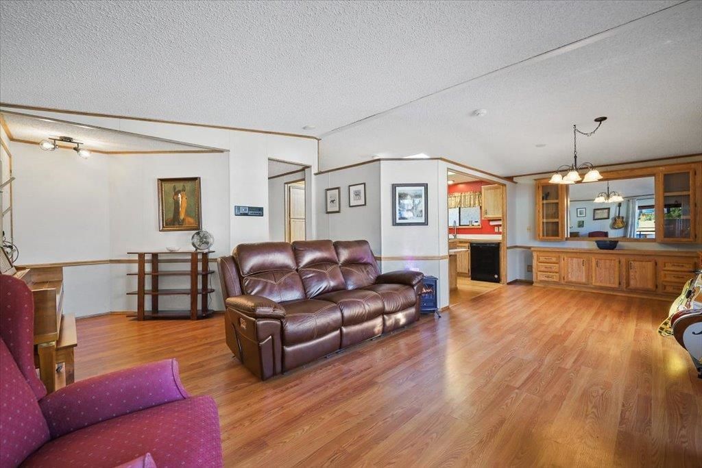 3316 E Valley Forge Ln, Mead, WA 99021 photo 4