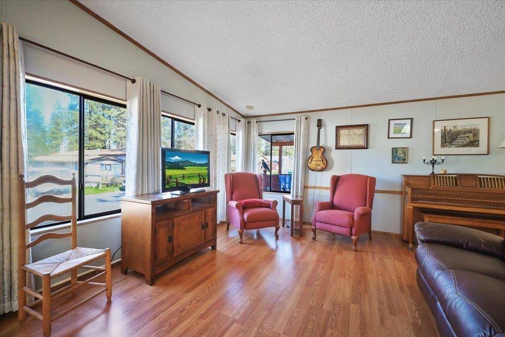 3316 E Valley Forge Ln, Mead, WA 99021 photo 5