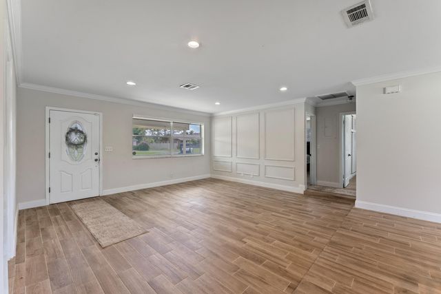 3099 Medinah Circle E, Greenacres, FL 33467