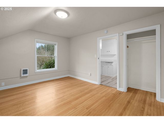 646 Se 60TH Ave, Portland, OR 97215